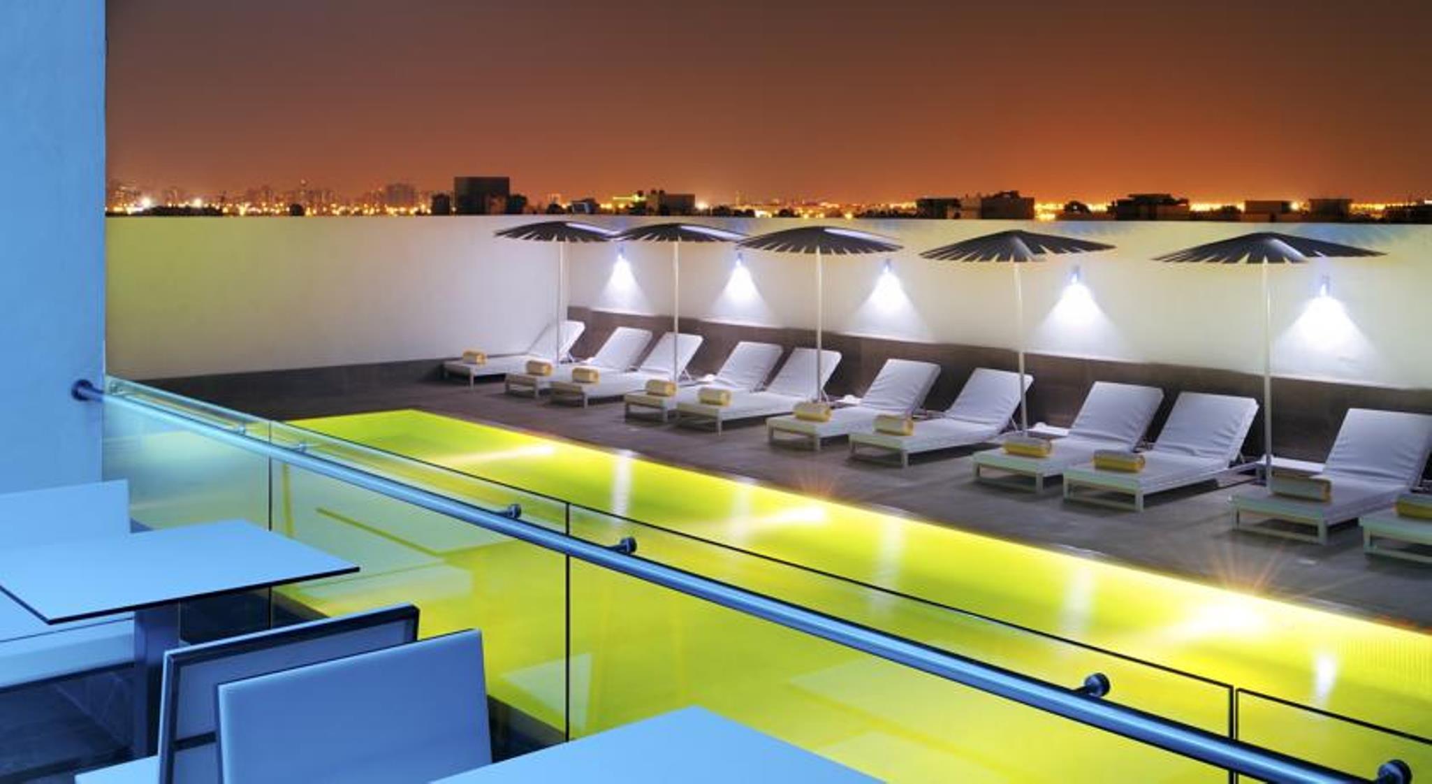 Hues Boutique Hotel Dubai Restaurant foto