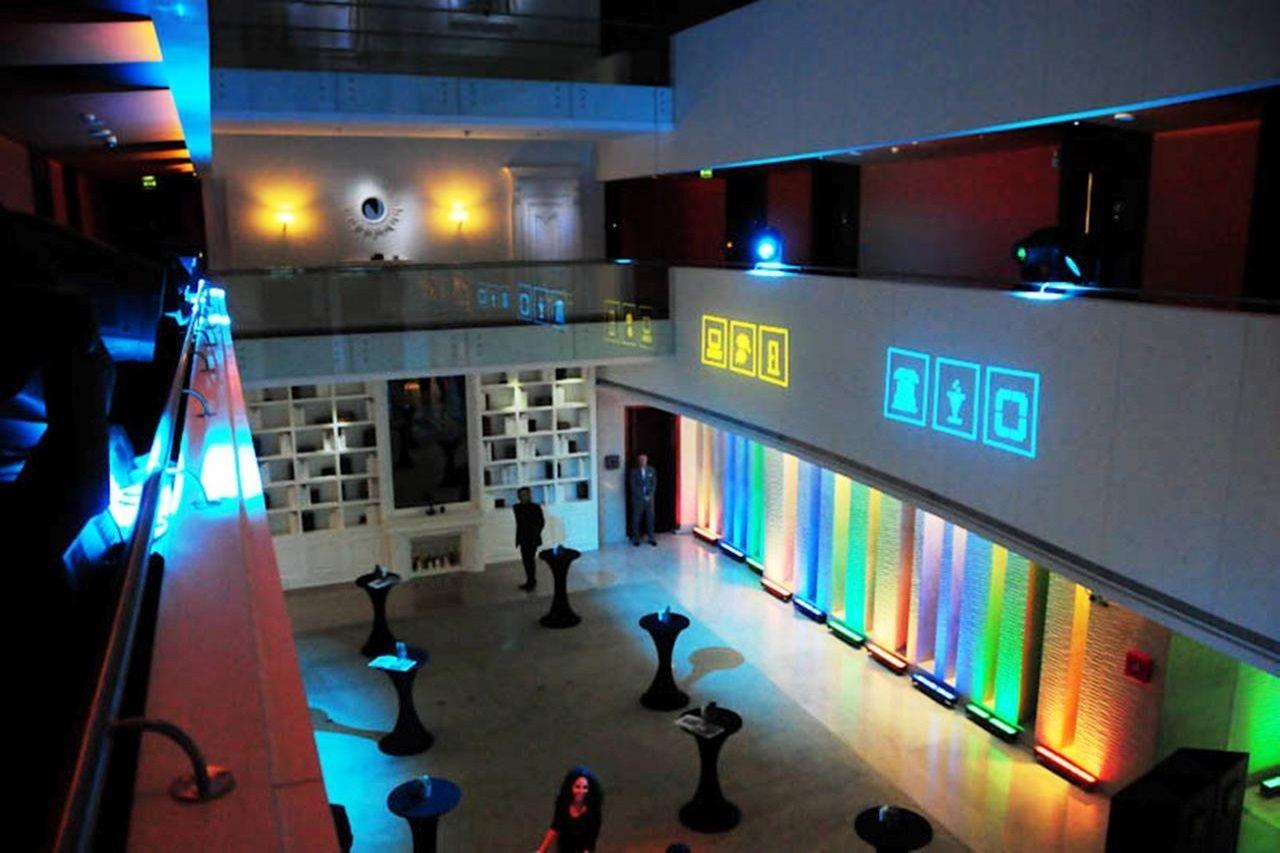 Hues Boutique Hotel Dubai Buitenkant foto